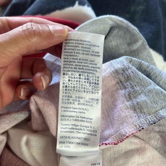 Tommy Hilfiger Blue/White And Red Short Sleeve Dip Dye T-Shirt Size M - Picture 9 of 13